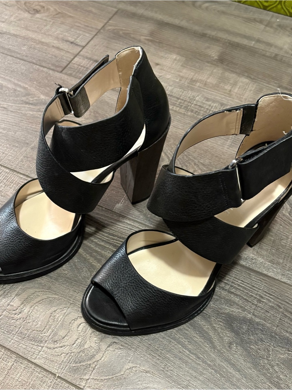 Kenneth Cole Women's Black Strappy Block Heel Sandals
